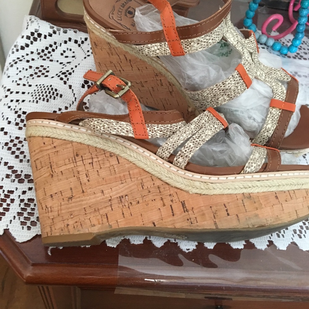 Sandals - Picture 2 of 2